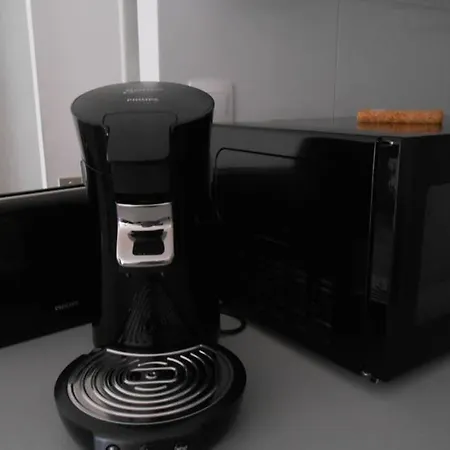 Particulier Loue T3 En Rez De Jardin à 30 Mètres De La Avec Un Double Box Appartamento *